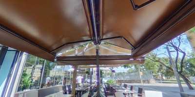 Capri Moon La Restaurant