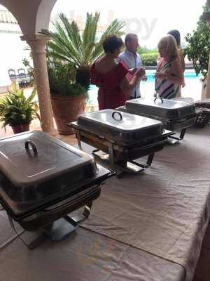 Neli G's Gastro Cafe & Catering