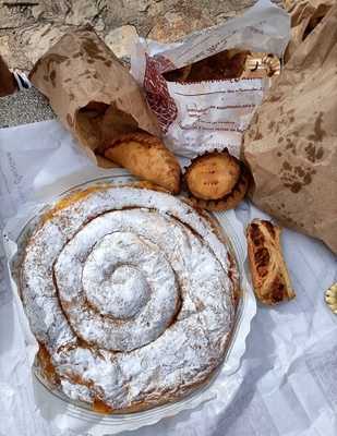 Panadería - Pastelería Reina M.ª Cristina