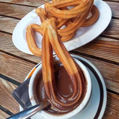 Cafeteria Churreria Mercado Del Puerto