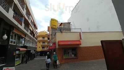 Baraonda Cocktail Lounge & Italian Tapas