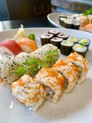 Kazuki Restaurant - Teppanyaki/sushi