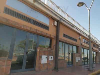 Hi Chocolate Bread And Cofee