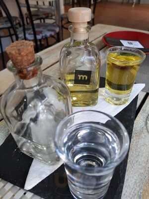 La Finestreta Restaurant, Tapes & Bar