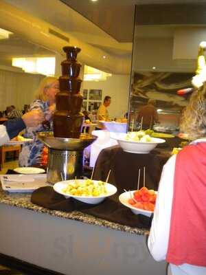 Centro Comercial Hotel Las Palmeras