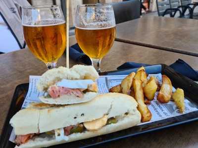 Tastum Hamburgueseria