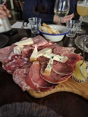 Antica Osteria Vino E Cucina