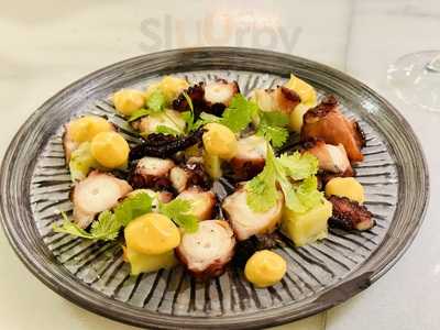 Grill Room - Bar Thonet