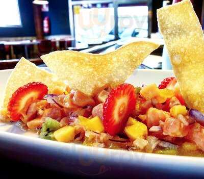 Mundaka By Adonay Santana