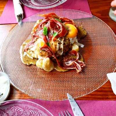 Mundaka By Adonay Santana