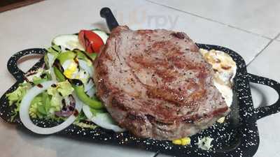 El Patio Bar & Restaurante