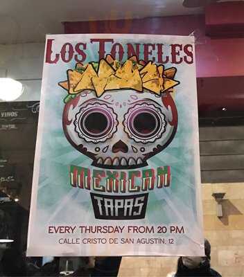Los Toneles