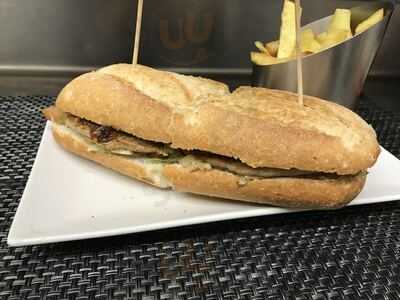 Seventy '5 Burger & Drink