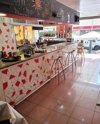 Taberna De Los Compadres