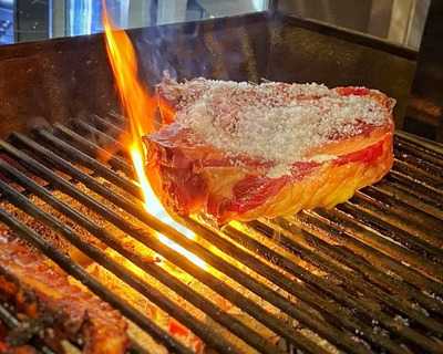 Almansa Pasión & Brasas