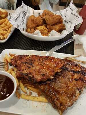 L'exquisite Grill & Ribs
