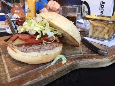 Adonis Burger Bar