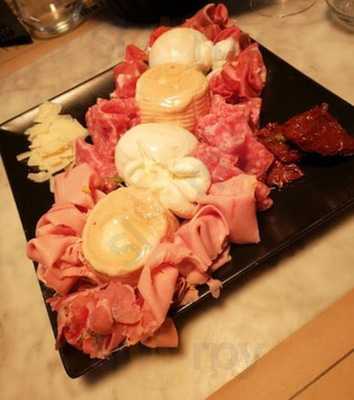 Italian District - Photo 7