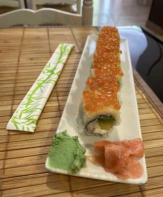 Hai Sushi Bar - Photo 8