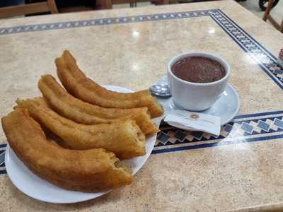 Cafeteria Los Rosales Iv