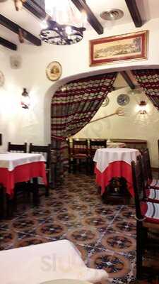 El Bodegon De Calpe - Photo 8