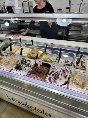 Heladeria La Nocciola Toscana