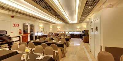 Hotel Granada Center