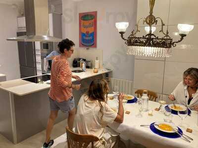 Eatwith: Eva & Olga Of Barcelona