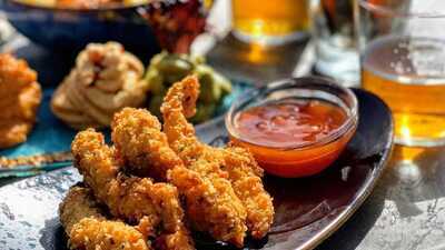 Driftwood Lounge Bar