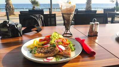 Puur Food And Drinks