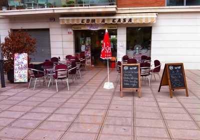 Cafeteria Com A Casa