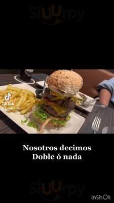 Los Milagros Cervecería Burger