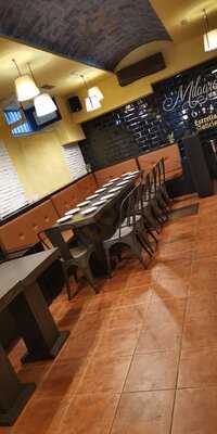 Los Milagros Cervecería Burger