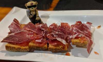 Jamoneria V&m Marisqueria