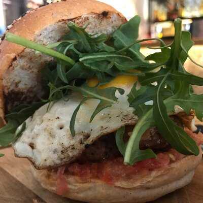 Hábbito Tapas Y Copas