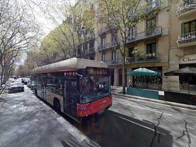 Lucy's Burger & Tapas