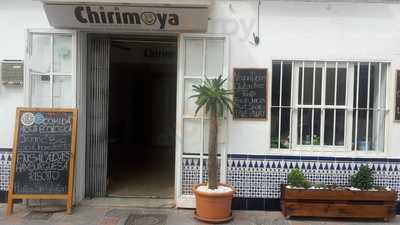 Chirimoya Healthy Food Station