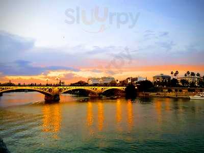 Cafe-bar Altozano De Triana