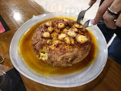 La Tasca De Los Vinos