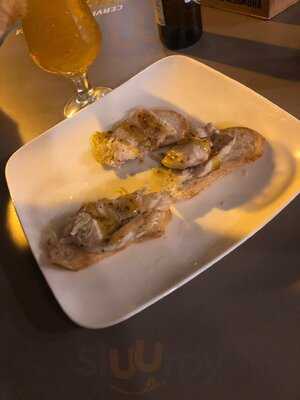 J. Mariscal Delicatessen