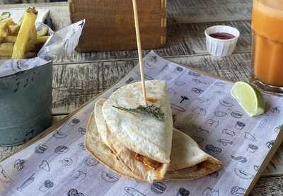 Surf House Barcelona