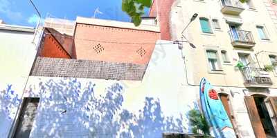 Surf House Barcelona