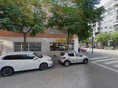 La Amsteleria De Tarragona - Photo 7