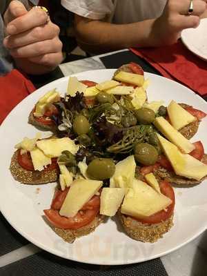 Na Mindona Restaurant