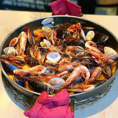 Rebelot Cocktails & Food