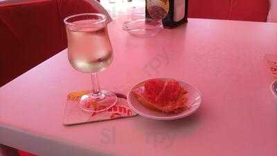 La Bodeguita Bodega Cristina