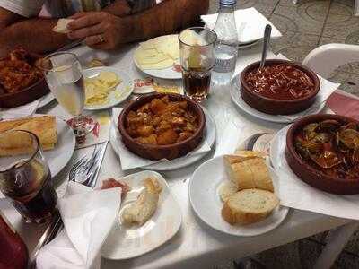 La Bodeguita Bodega Cristina