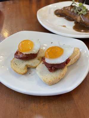 Taberna Del Porvenir