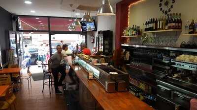 La Luna Bikes & Caffe