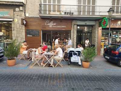 Coffea - Food, Coffee & Bread